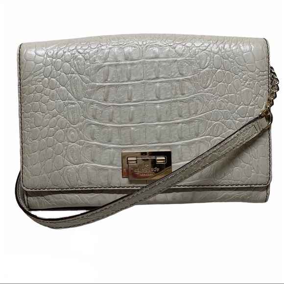 kate spade Handbags - Kate spade Fiona Orchard Valley Sidewalk crossbody